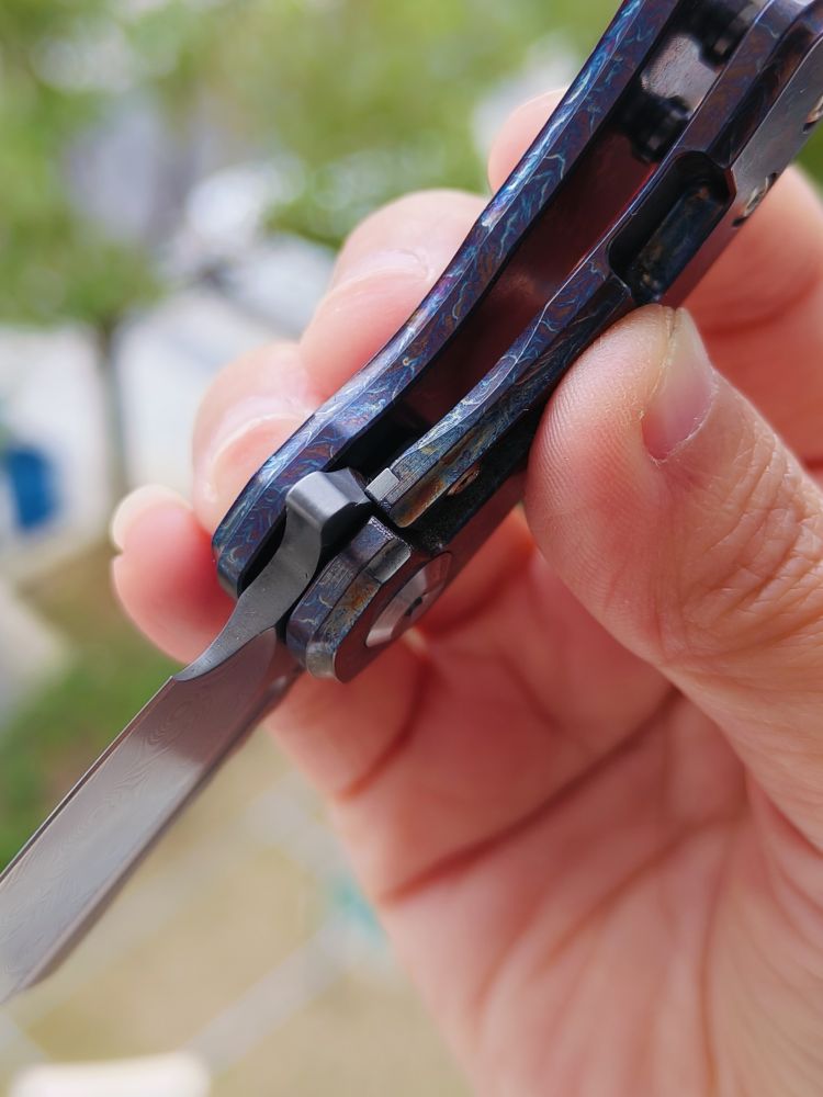 Kansept Knives Mini Korvid 大马士革钢 钛合金雷纹柄 K3030D1