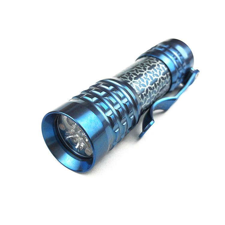 CWF Flashlight 高端定制钛合金EDC手电 蓝色