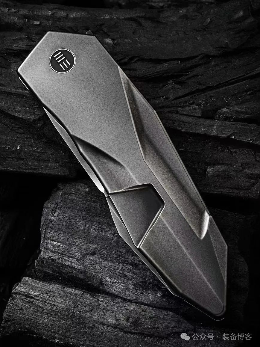 探索WE&GTC合作款的Solid立方体刀具：卓越工艺与独特设计的完美结合