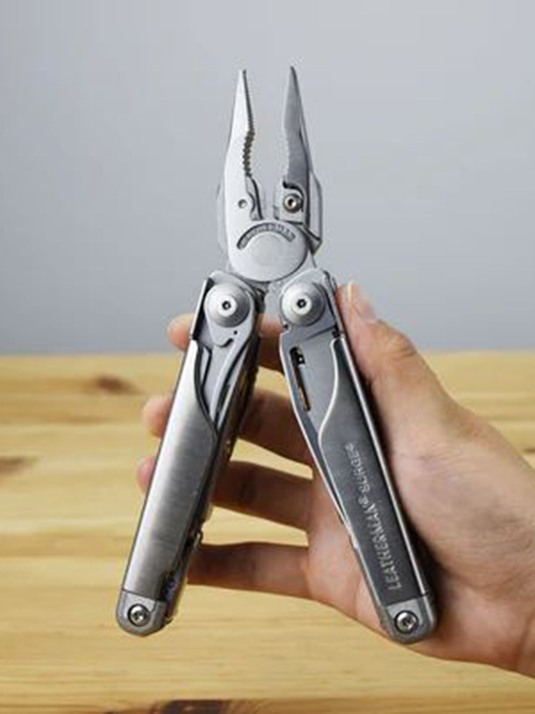 Leatherman Surge 莱泽曼海啸多功能工具钳 黑色