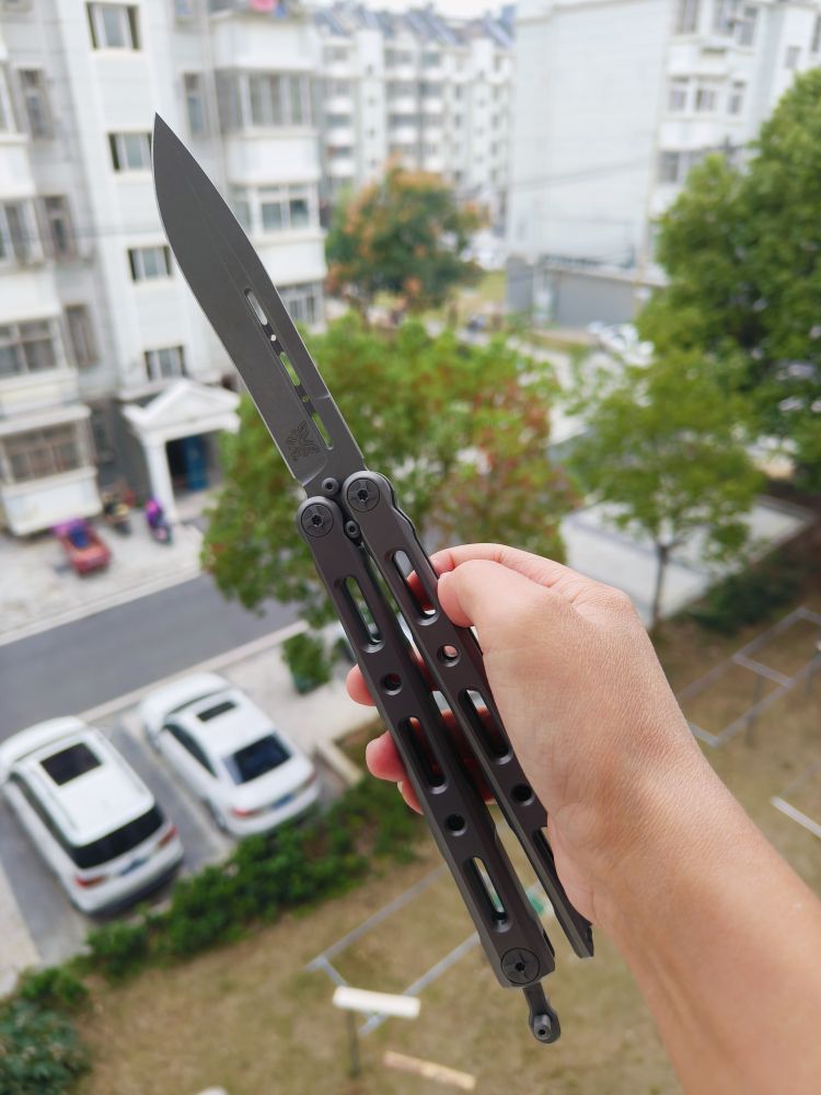 🚫 benchmade 85 S30V钢 钛合金柄 蝴蝶刀 4880
