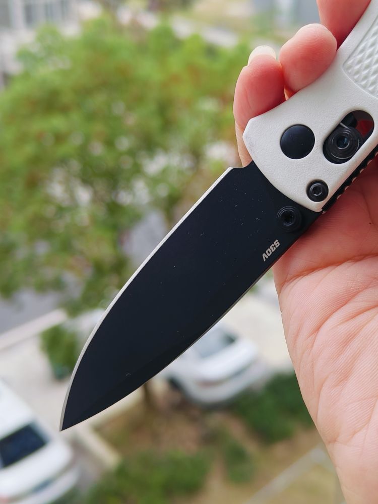 benchmade Mini Bugout 533BK-1 CPM-S30V钢 Grivory柄 1260