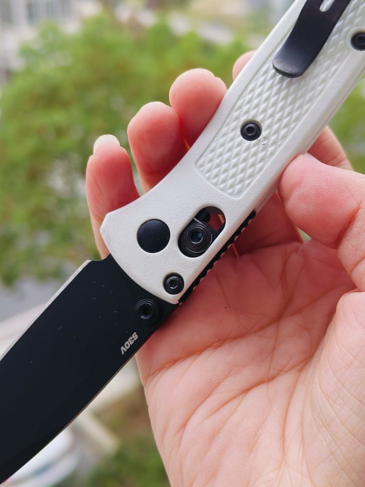 benchmade Mini Bugout 533BK-1 CPM-S30V钢 Grivory柄 1260