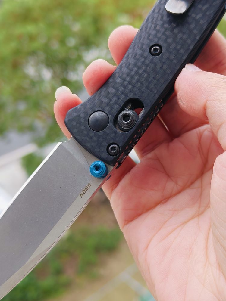 benchmade Mini Bugout 533-3 CPM-S90V钢 碳纤维柄 2250