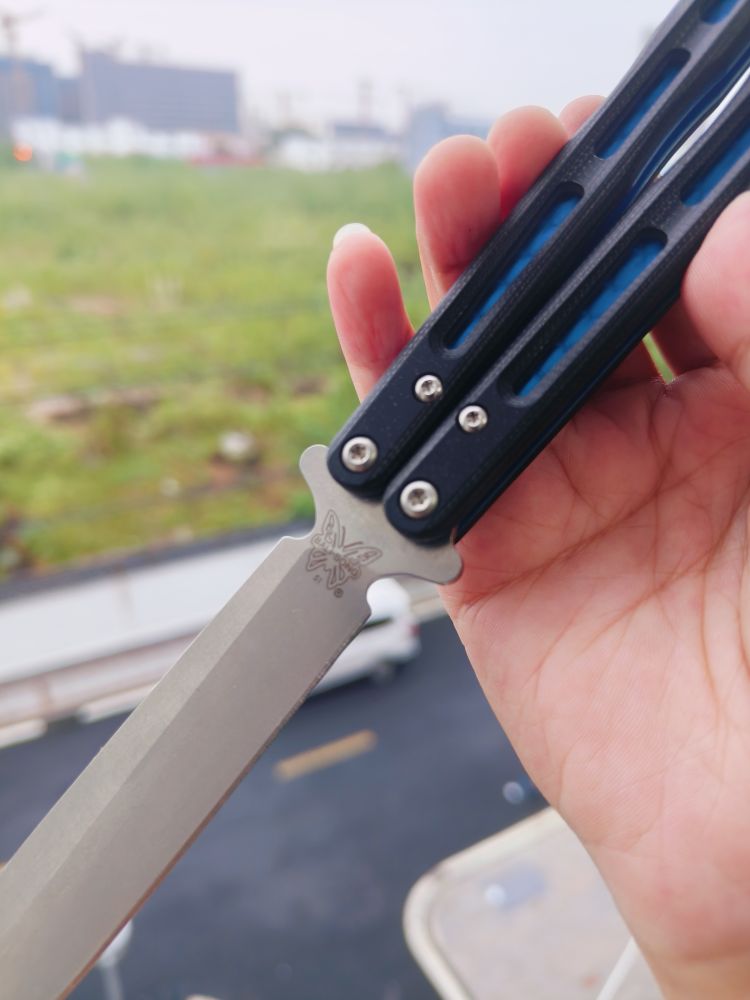 🚫 benchmade 51 D2钢 G10+钛内衬柄 蝴蝶刀 1980