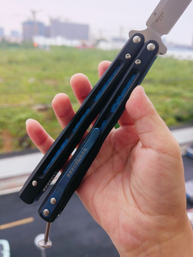 🚫 benchmade 51 D2钢 G10+钛内衬柄 蝴蝶刀 1980