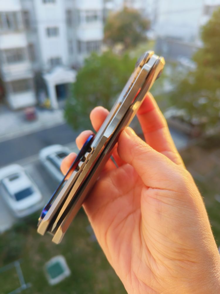Maxace Knives 龍 M390钢 钛合金柄 蓝色螺丝及背骨 2780
