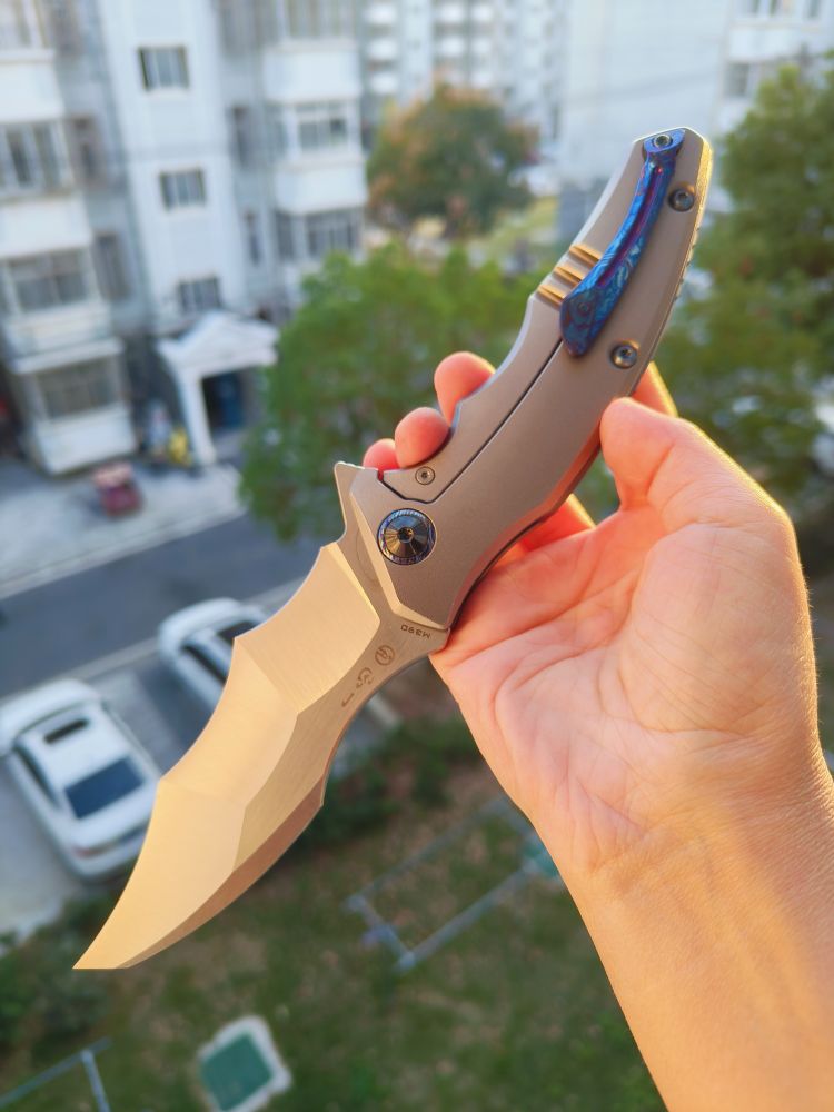 Maxace Knives 龍 M390钢 钛合金柄 蓝色螺丝及背骨 2780