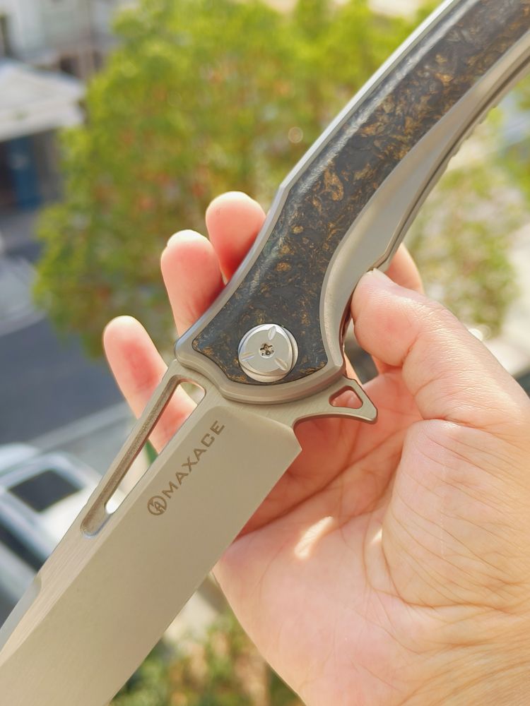 Maxace Knives 琥珀三代 M390钢 钛合金柄镶嵌碳纤维 1680