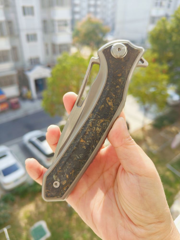 Maxace Knives 琥珀三代 M390钢 钛合金柄镶嵌碳纤维 1680
