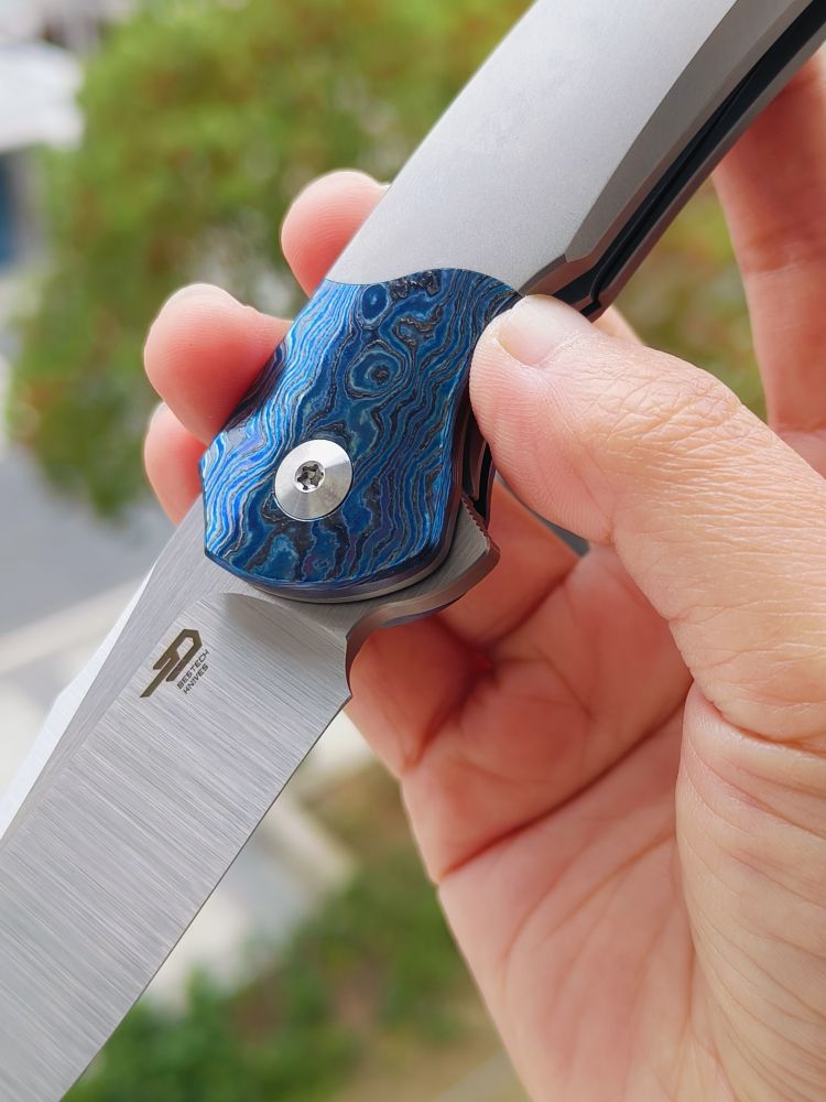 Bestech Knives M390钢 钛合金柄镶嵌锆马 BT2111D