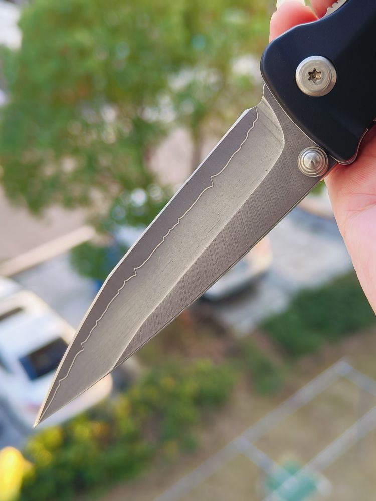 Mcusta Knives VG10钢芯三层钢 铝合金柄 MC-0041C 950