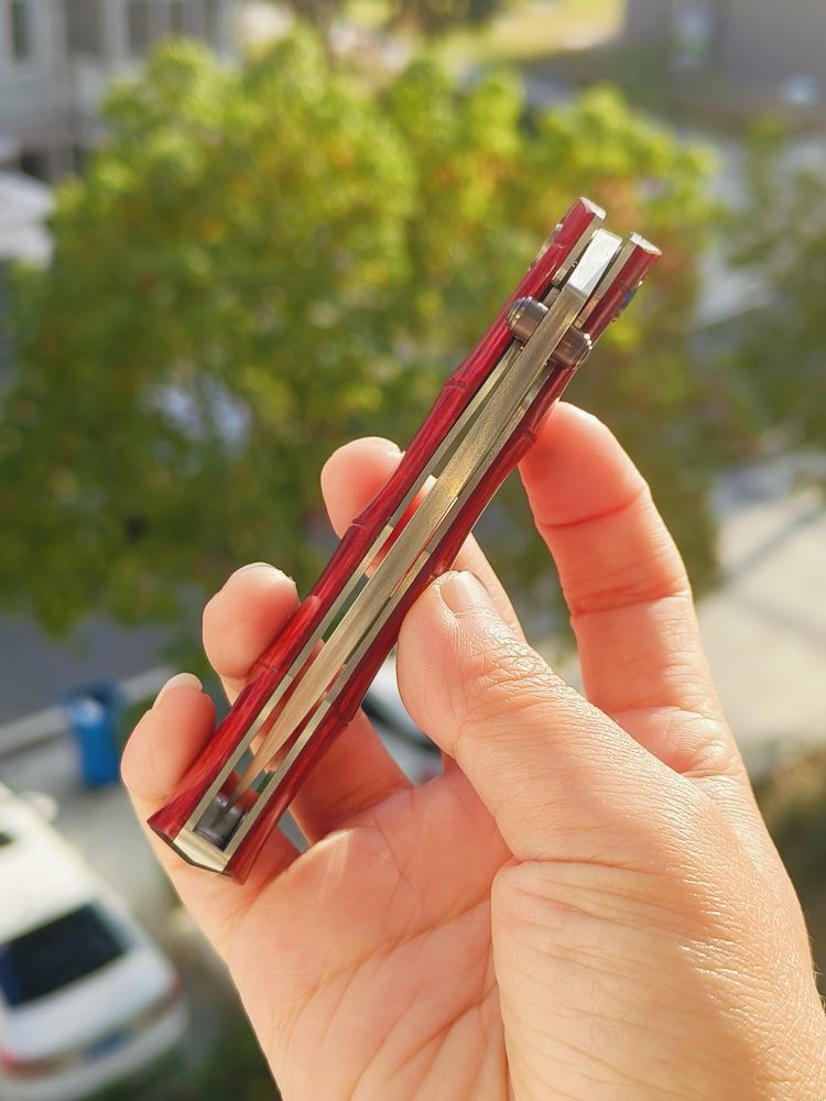 Mcusta Knives 大马士革钢 可耐力木柄 MC-0075D 1050