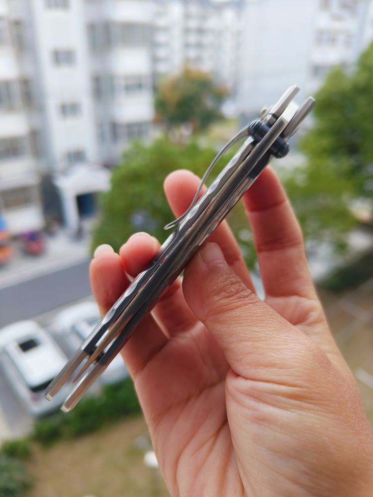 Mcusta Knives 大马士革钢 不锈钢柄 MC-0112D 波（大）900