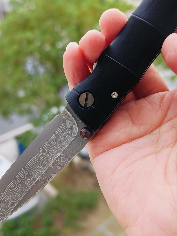 Mcusta Knives 大马士革钢 黑紫檀木柄 MC-0076DP 1050