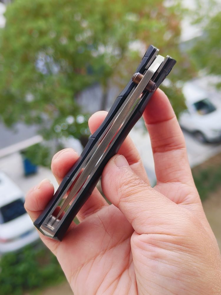 Mcusta Knives 大马士革钢 黑紫檀木柄 MC-0076DP 1050