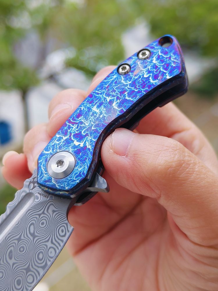 Kansept Knives Mini Korvid 大马士革钢 钛合金雷纹柄 K3030D1