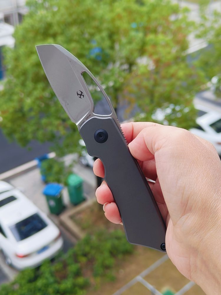 Kansept Knives