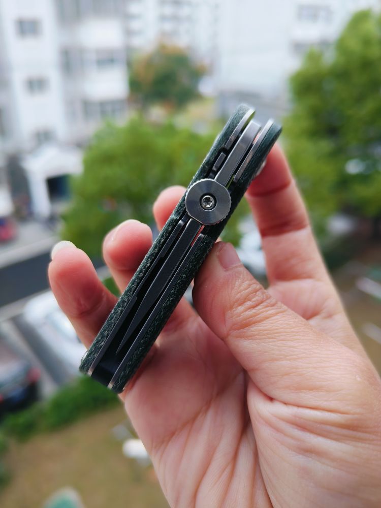 【售完】Kansept Knives Dash 154CM钢 米卡塔柄 T3045A5 绿色 原价468 特惠220