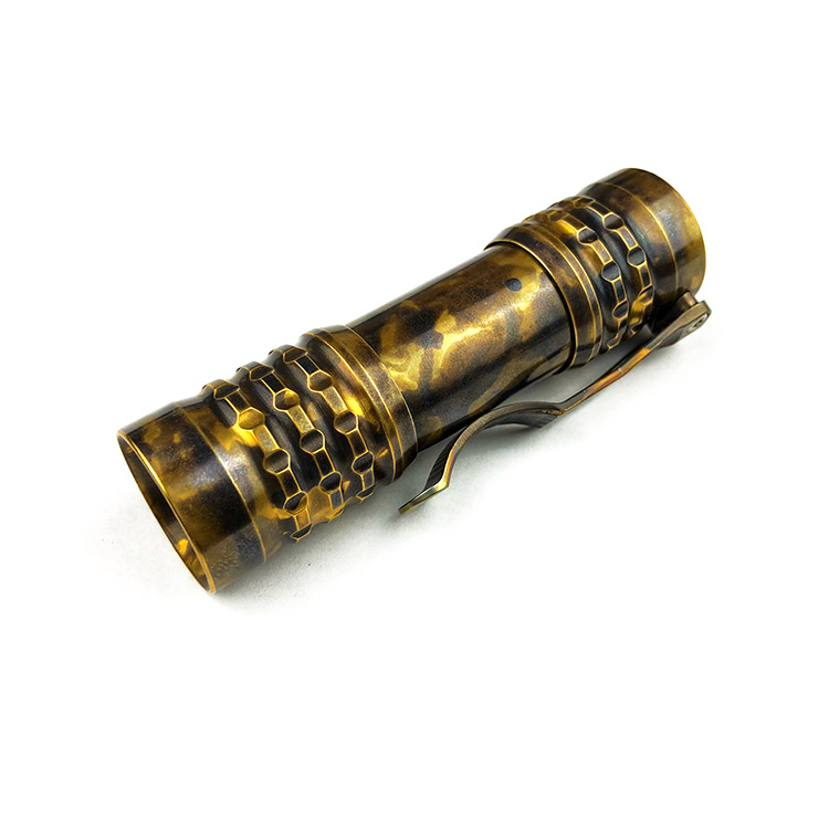 CWF Flashlight 高端定制EDC手电黄铜材质 DLC镀层