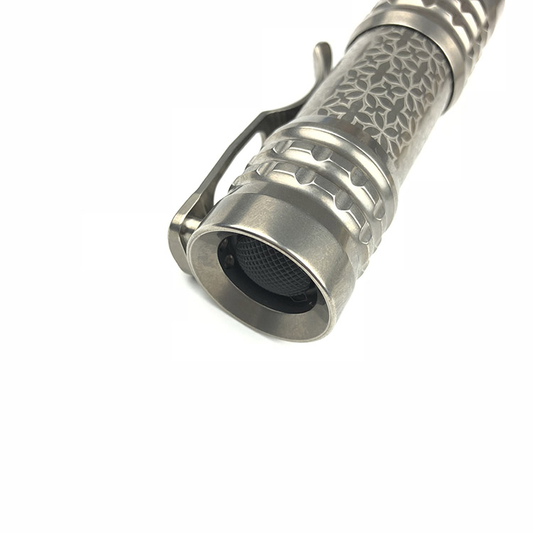 CWF Flashlight 高端定制钛合金EDC手电