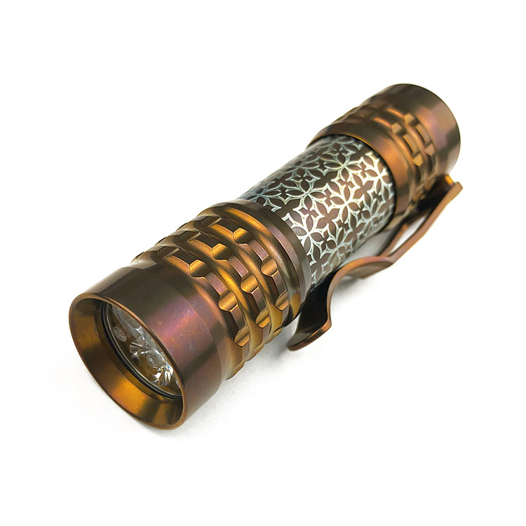 CWF Flashlight 高端定制钛合金EDC手电 棕色