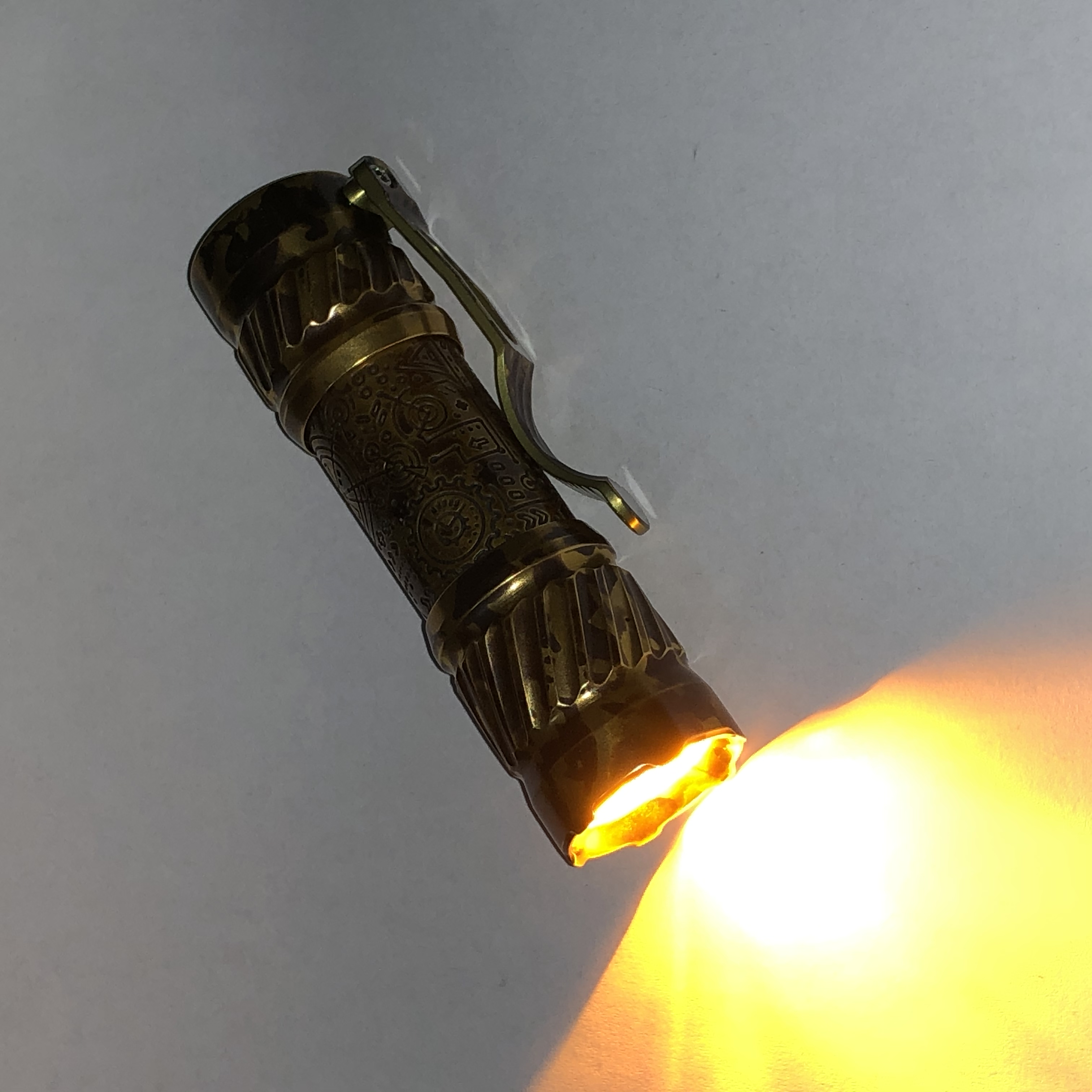 CWF Flashlight 高端定制黄铜EDC手电 DLC镀层