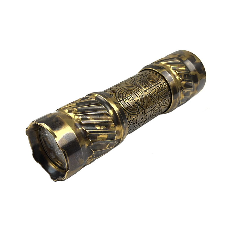 CWF Flashlight 高端定制黄铜EDC手电 DLC镀层