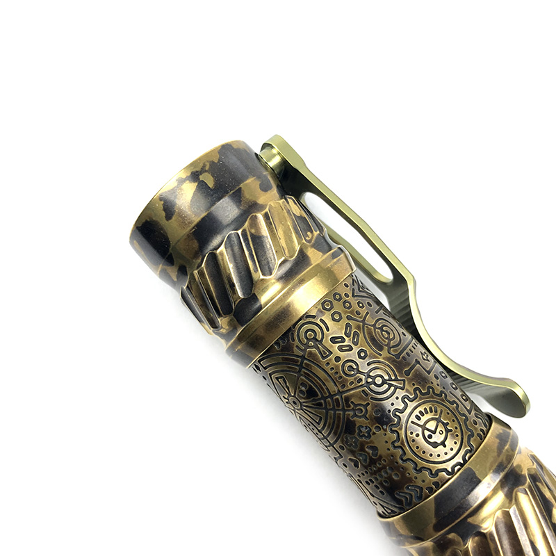 CWF Flashlight 高端定制黄铜EDC手电 DLC镀层