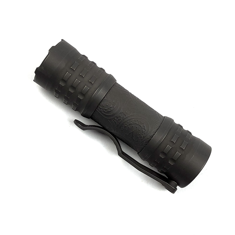 CWF Flashlight 高端定制钛合金EDC手电 喷砂