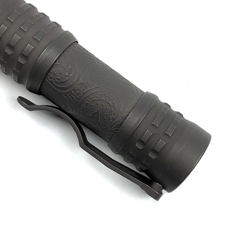 CWF Flashlight 高端定制钛合金EDC手电 喷砂