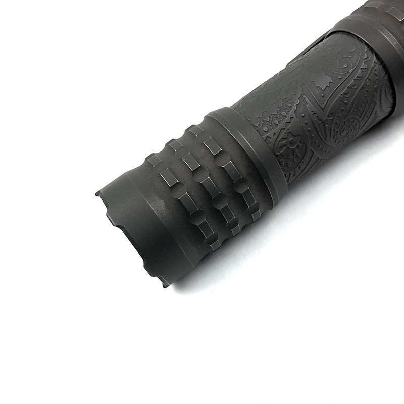 CWF Flashlight 高端定制钛合金EDC手电 喷砂