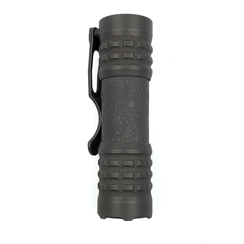 CWF Flashlight 高端定制钛合金EDC手电 喷砂