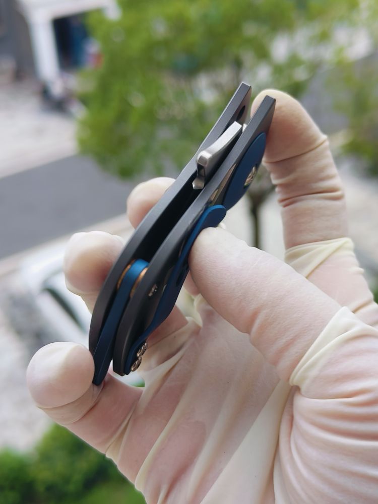 spyderco C256tip CPM-S45VN钢 钛合金柄  1600