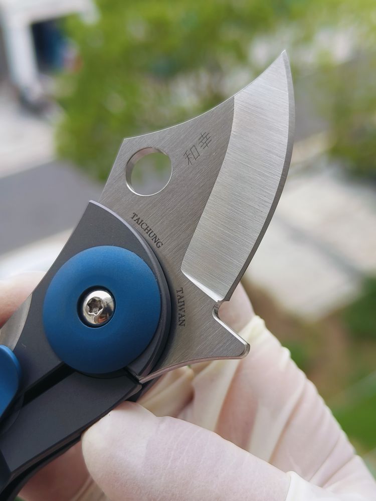 spyderco C256tip CPM-S45VN钢 钛合金柄  1600