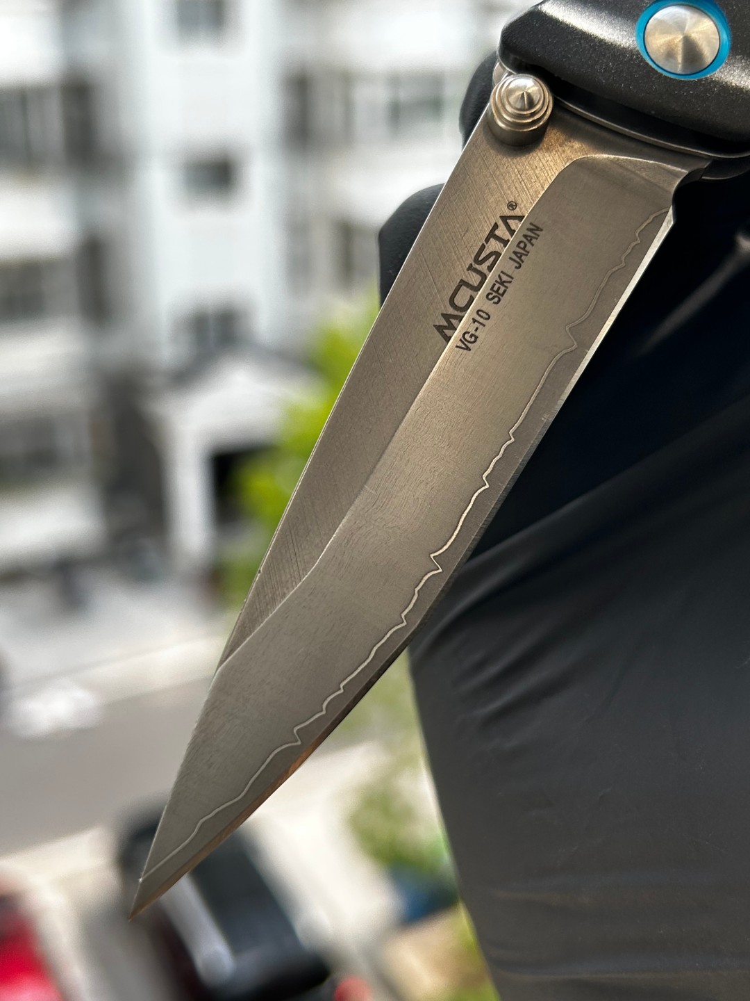Mcusta Knives VG10钢芯三层钢 铝合金柄 MC-0041C 950