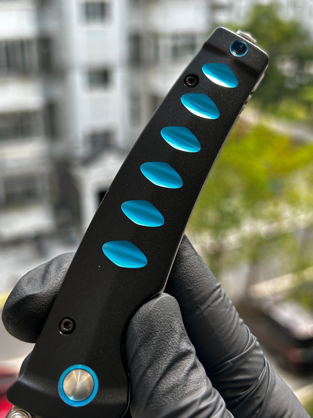 Mcusta Knives VG10钢芯三层钢 铝合金柄 MC-0041C 950