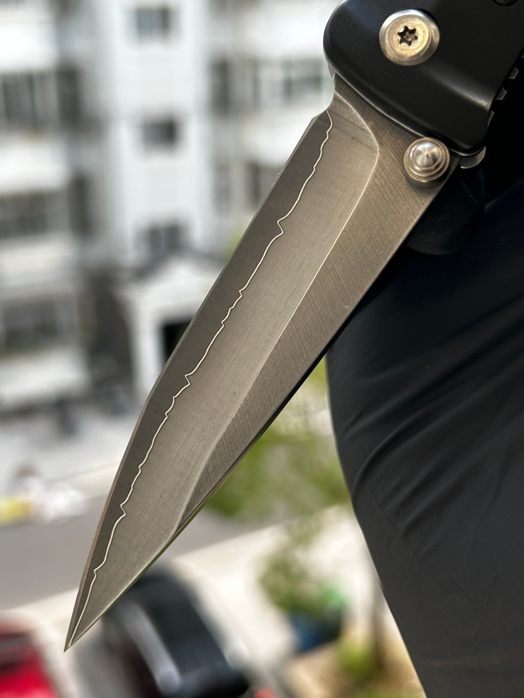 Mcusta Knives VG10钢芯三层钢 铝合金柄 MC-0041C 950