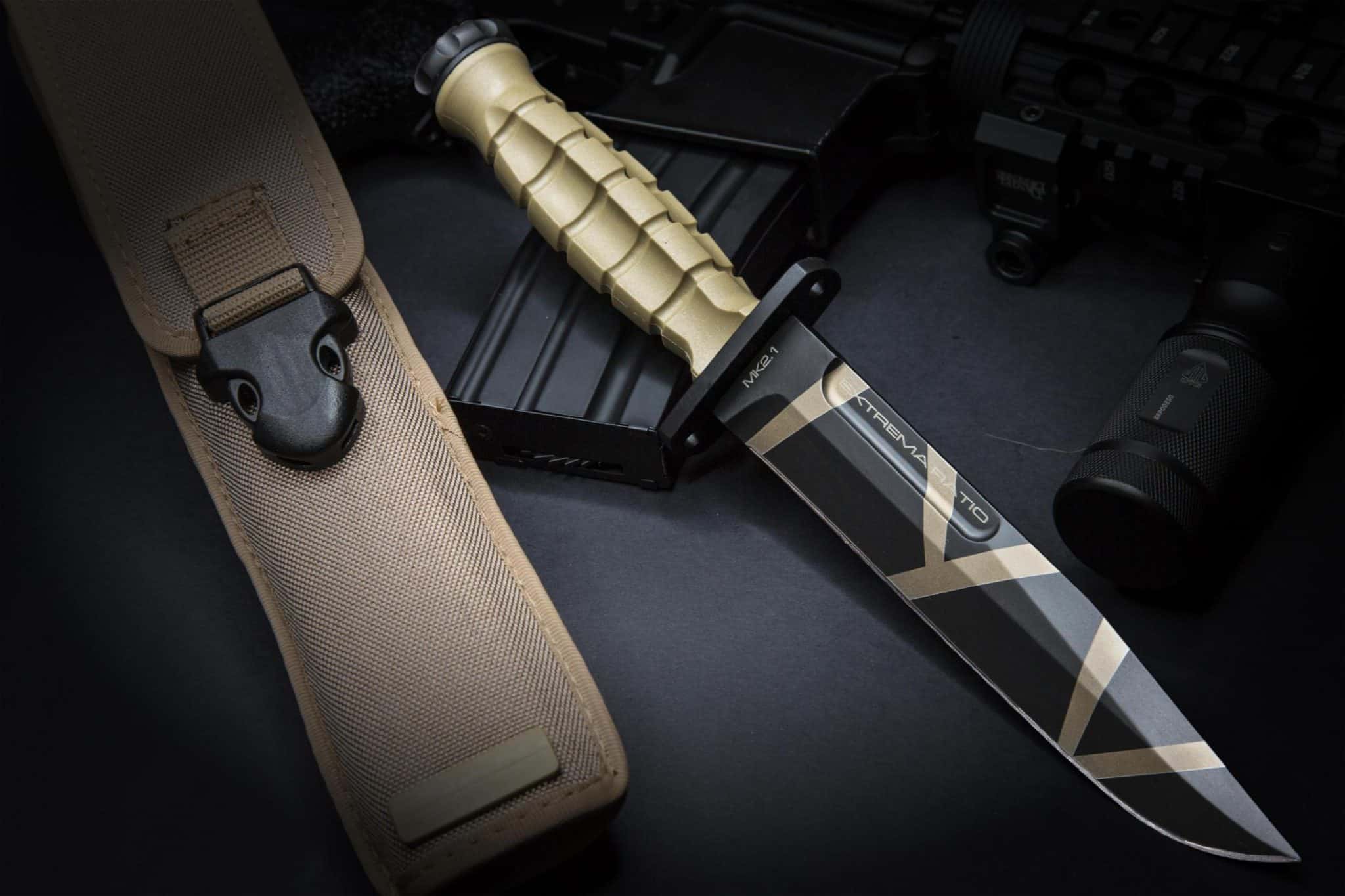 EXTREMA RATIO 极端武力 N690钢 尼龙柄 沙漠色 3180