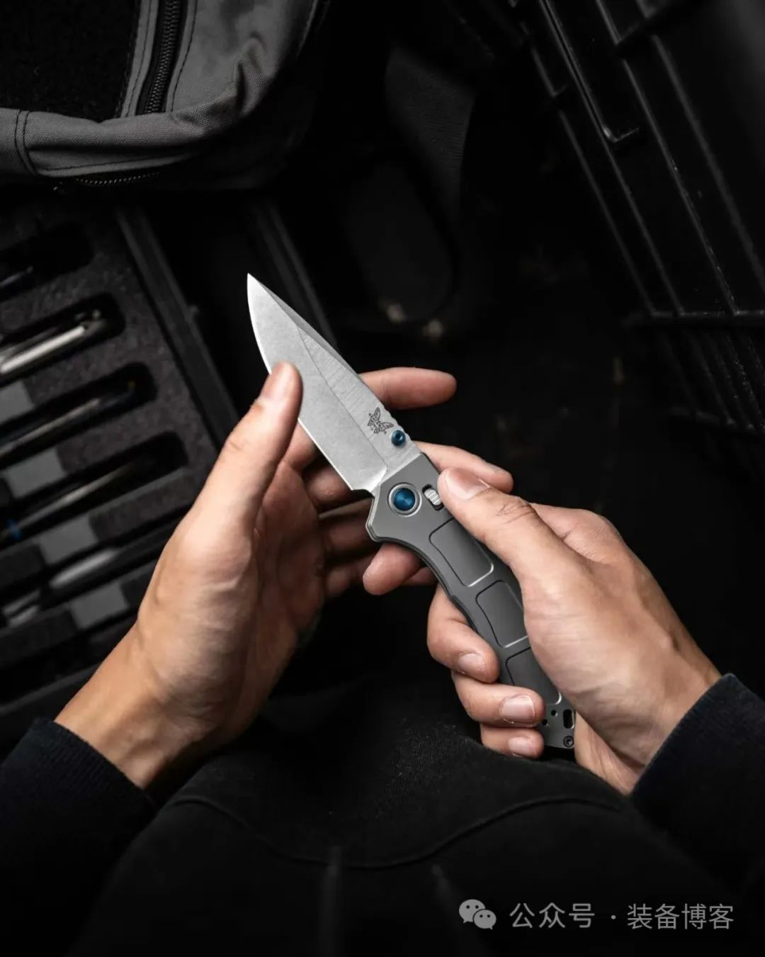 Benchmade 蝴蝶旗舰748 Narrows：轻盈与坚固的完美结合