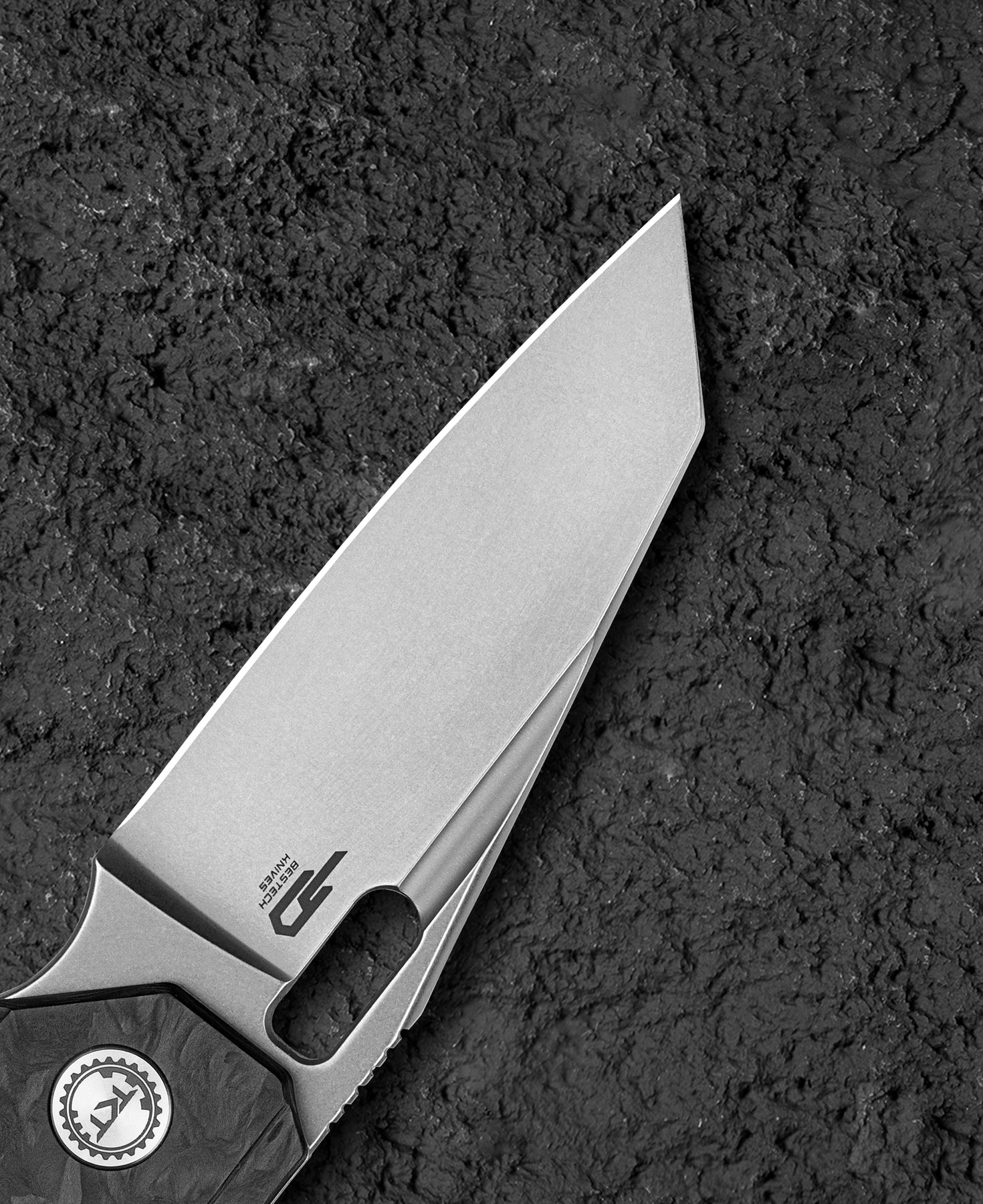 Bestech Knives NYXIE 3 S35VN钢 碳纤维+钛合金柄 BT2308C 1760