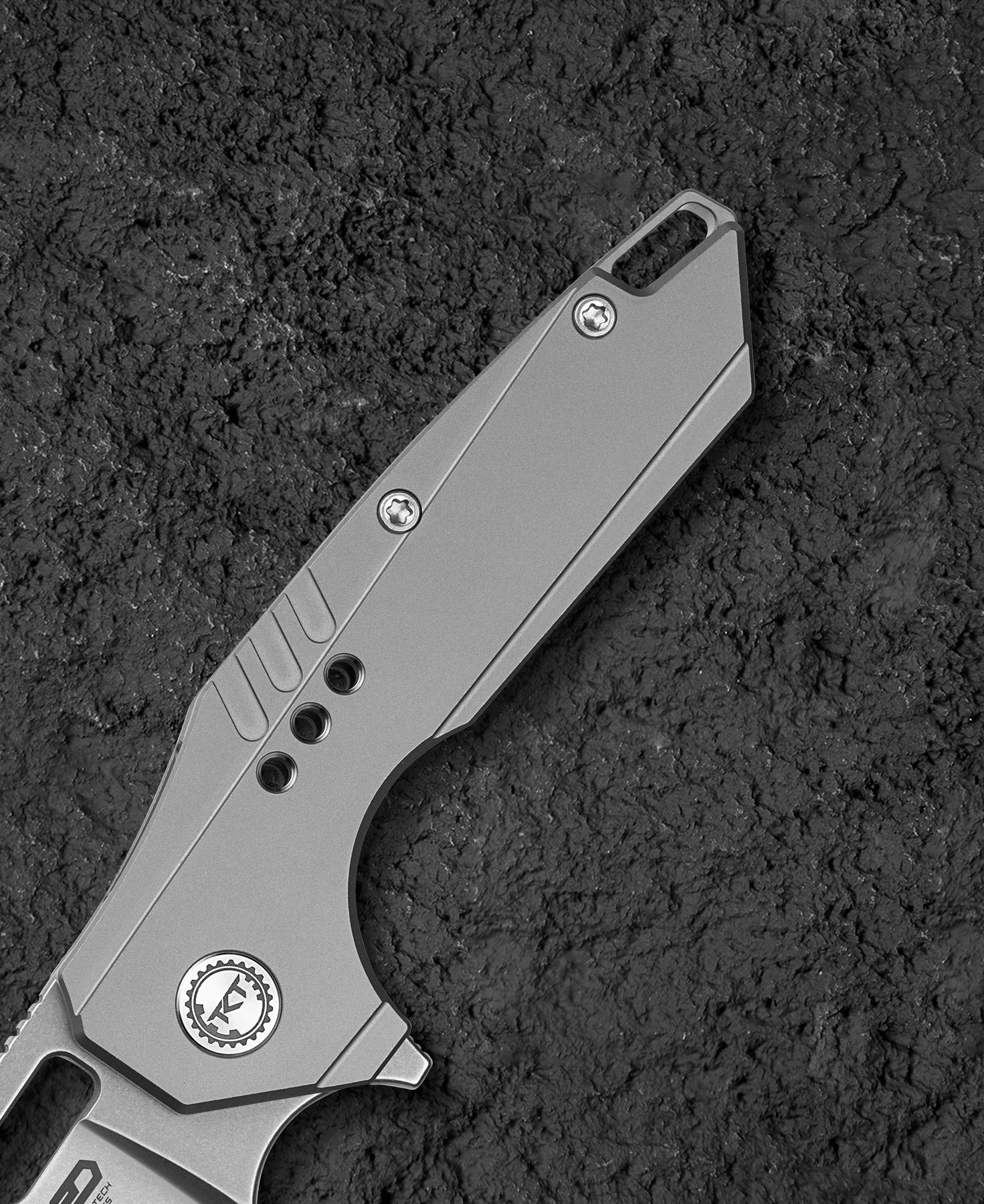 Bestech Knives NYXIE 3 S35VN钢 钛合金柄 BT2308A 1660