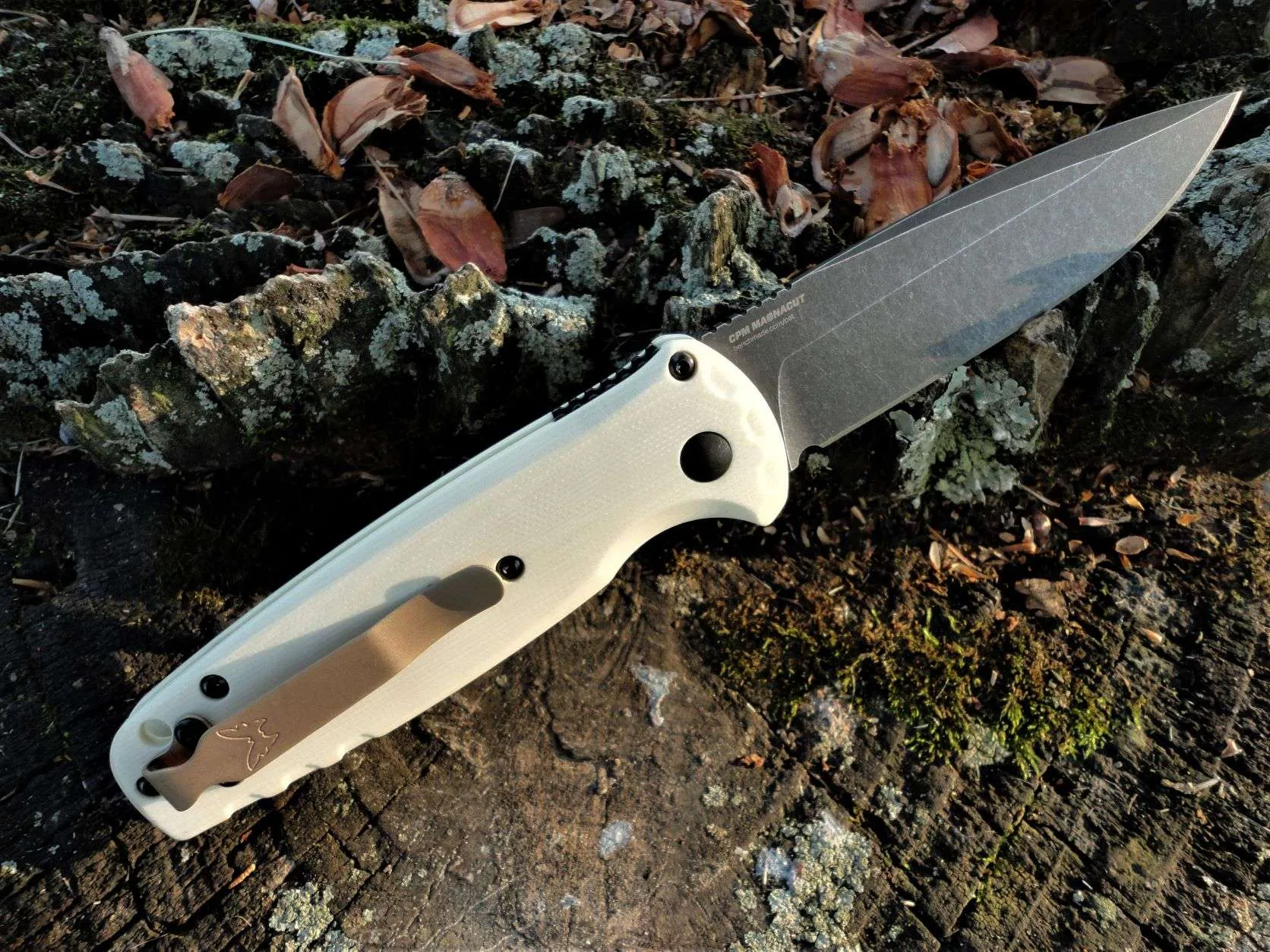 Benchmade CPM-MagnaCut钢 G10柄 4300BK-03 白色 3160