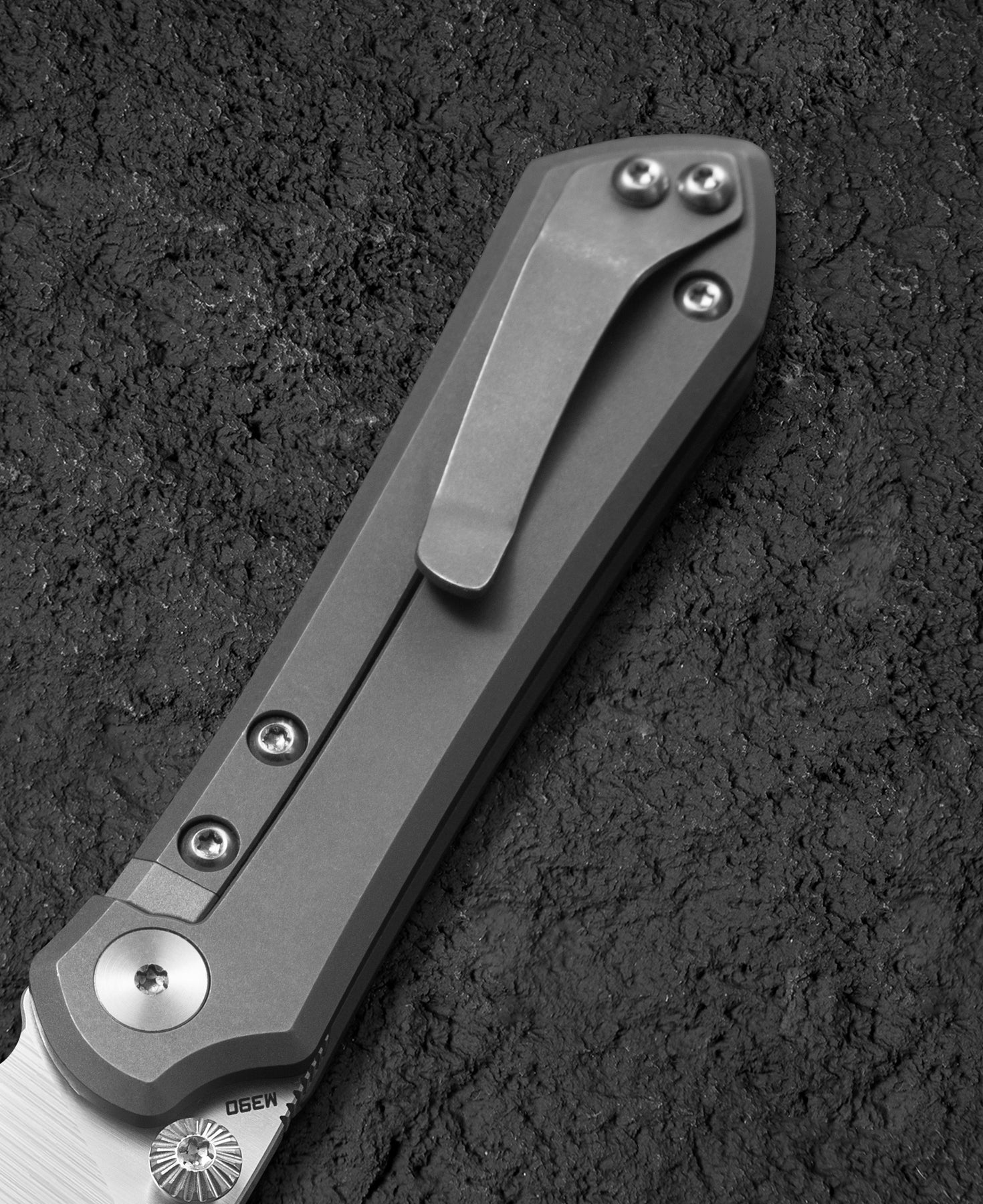 Bestech Knives Icarus M390钢 钛合金柄 BT2302C 1660
