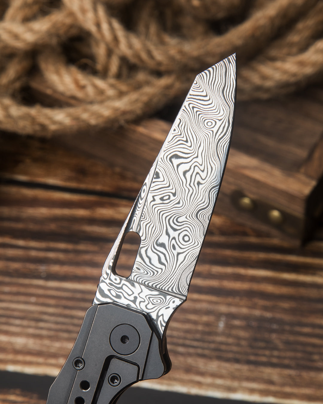 Bestech Knives NYXIE 大马士革钢 钛合金柄 BT2209E 4800