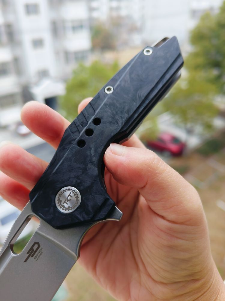 Bestech Knives NYXIE 3 S35VN钢 碳纤维+钛合金柄 BT2308C 1760