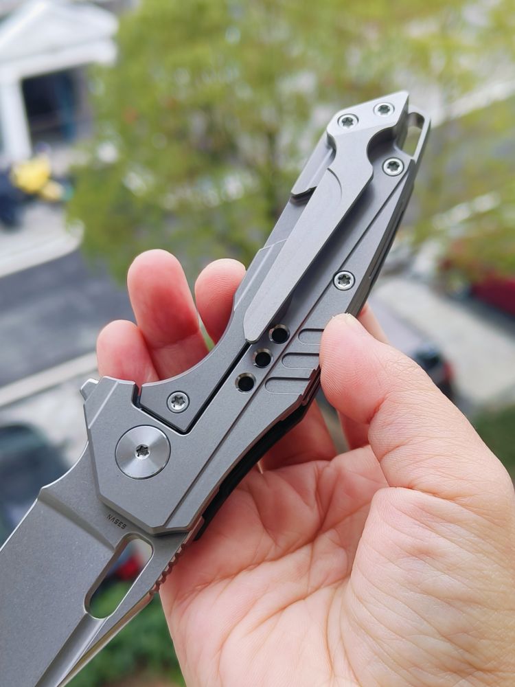 Bestech Knives NYXIE 3 S35VN钢 碳纤维+钛合金柄 BT2308C 1760