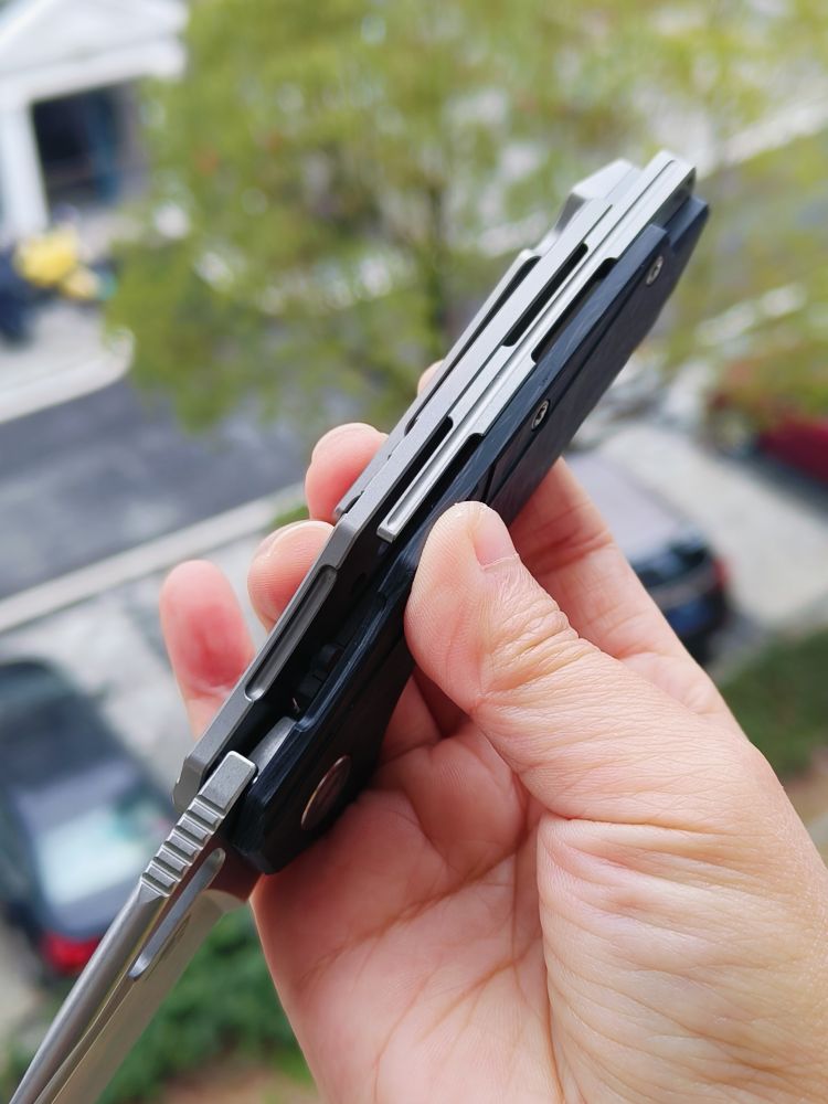 Bestech Knives NYXIE 3 S35VN钢 碳纤维+钛合金柄 BT2308C 1760