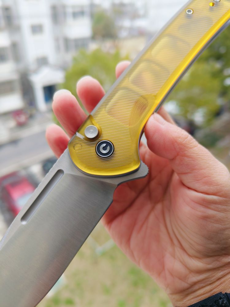 🔥 CIVIVI Conspirator Button Lock Nitro-V钢 Ultem柄 C21006-5 琥珀色 767