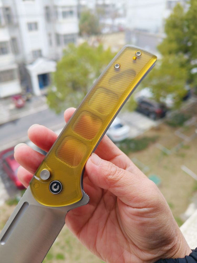 🔥 CIVIVI Conspirator Button Lock Nitro-V钢 Ultem柄 C21006-5 琥珀色 767